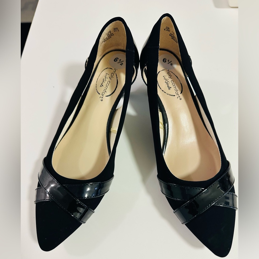 Simply Comfort Black Kitten Heels Patent Toe Heel size 6.5